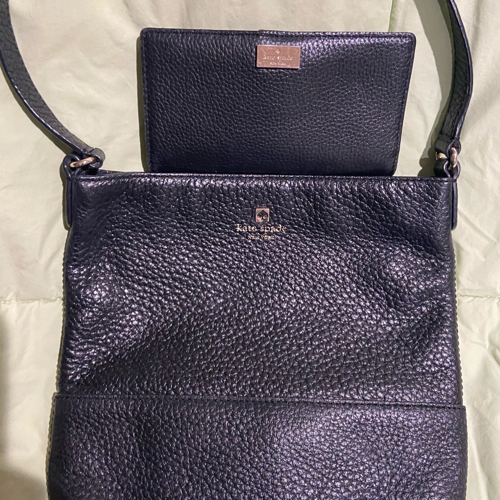 Beautiful Kate Spade shoulder bag with matching wallet